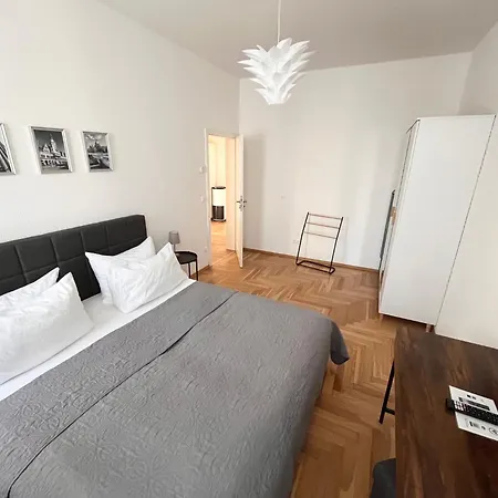 Appartement Firstclass 2r_apartment In *